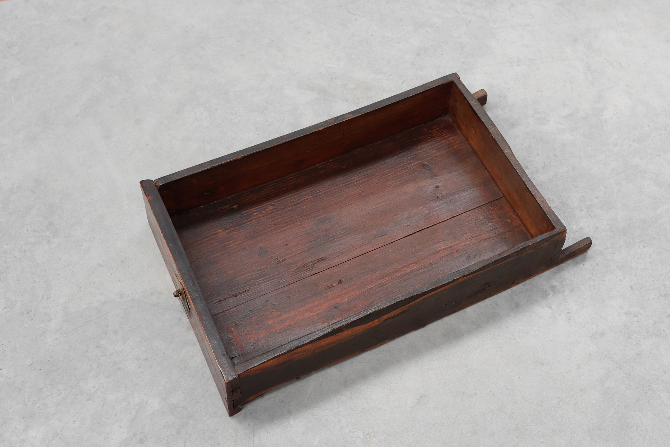 Large wooden Chinese 19th Century Qing Dynasty Wedding or Tapering Cabinet thumbnail